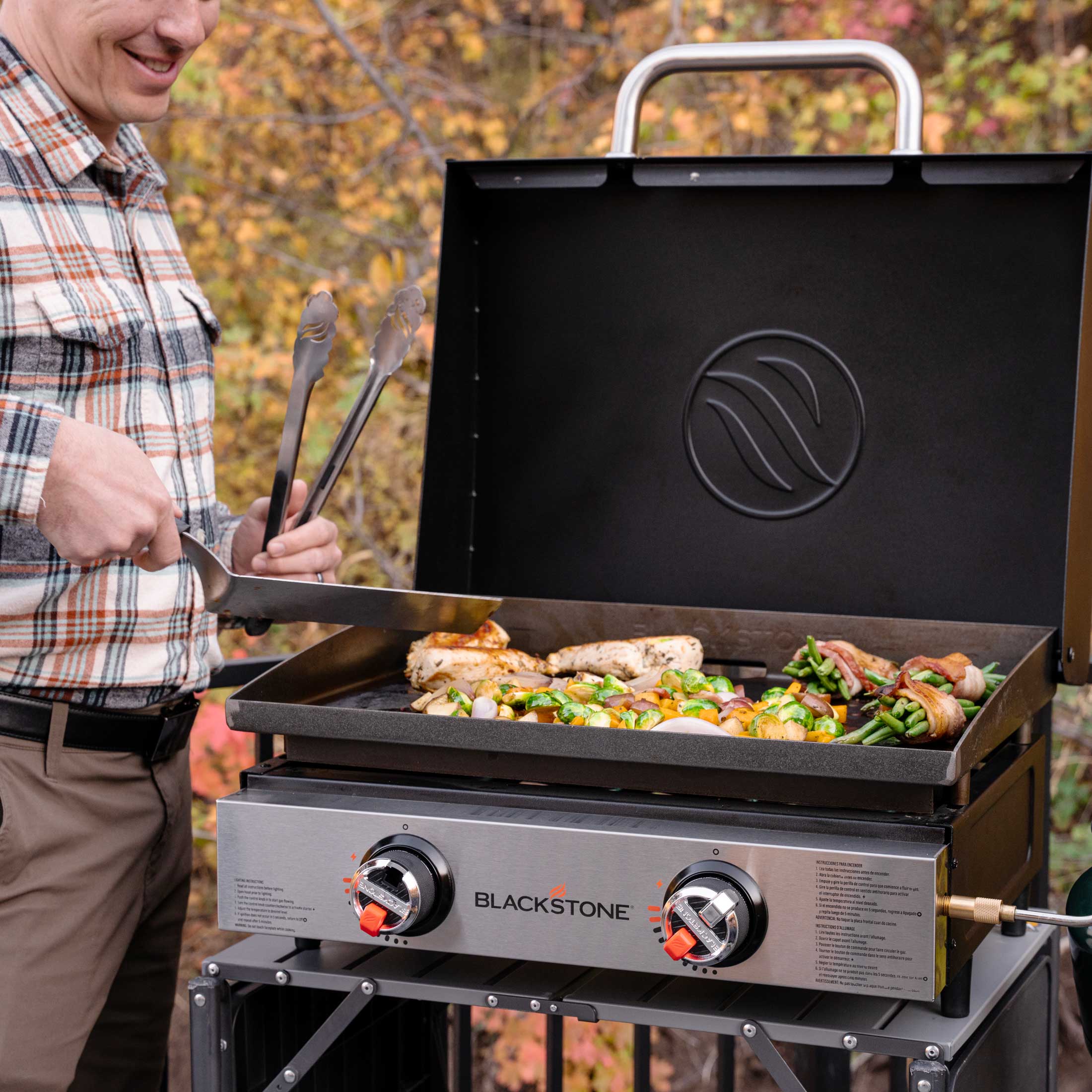 BLACKSTONE 22″ Griddle Tischgrill mit 2 Brennern inkl. Deckel von Blackstone